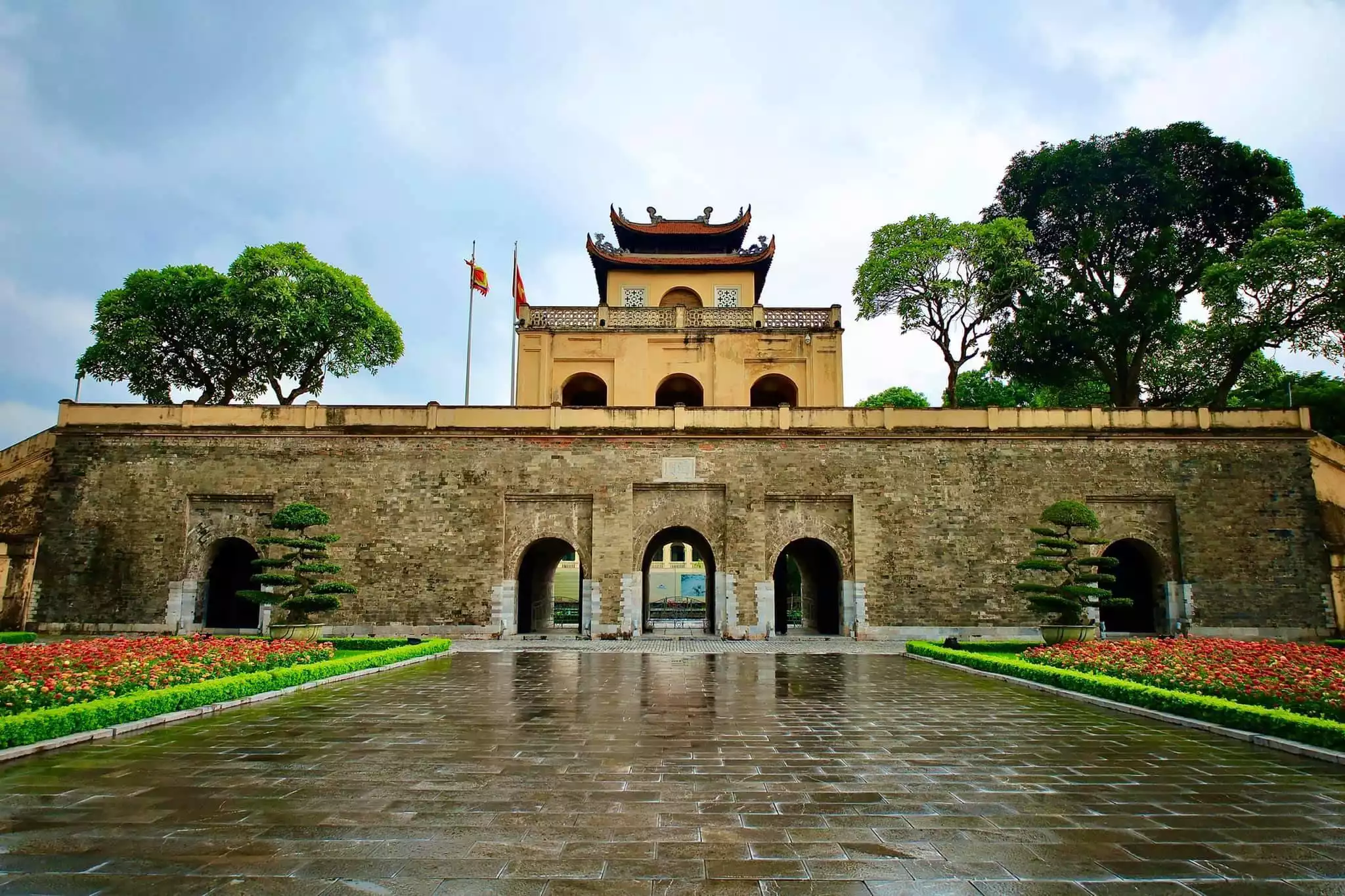 Hoàng thành TL-13.jpg